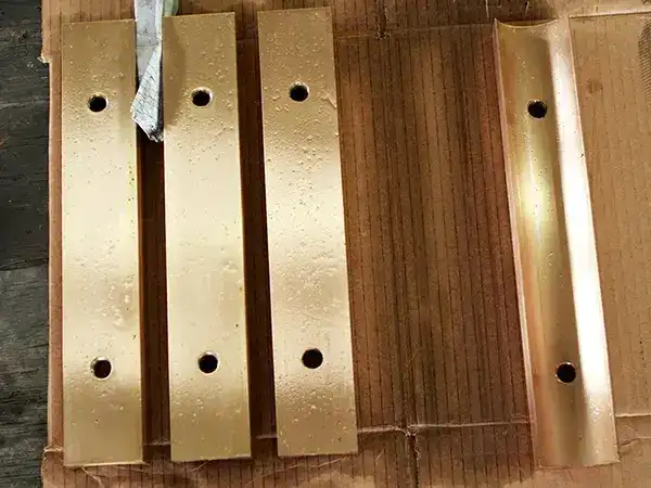 Бронзовые пластины